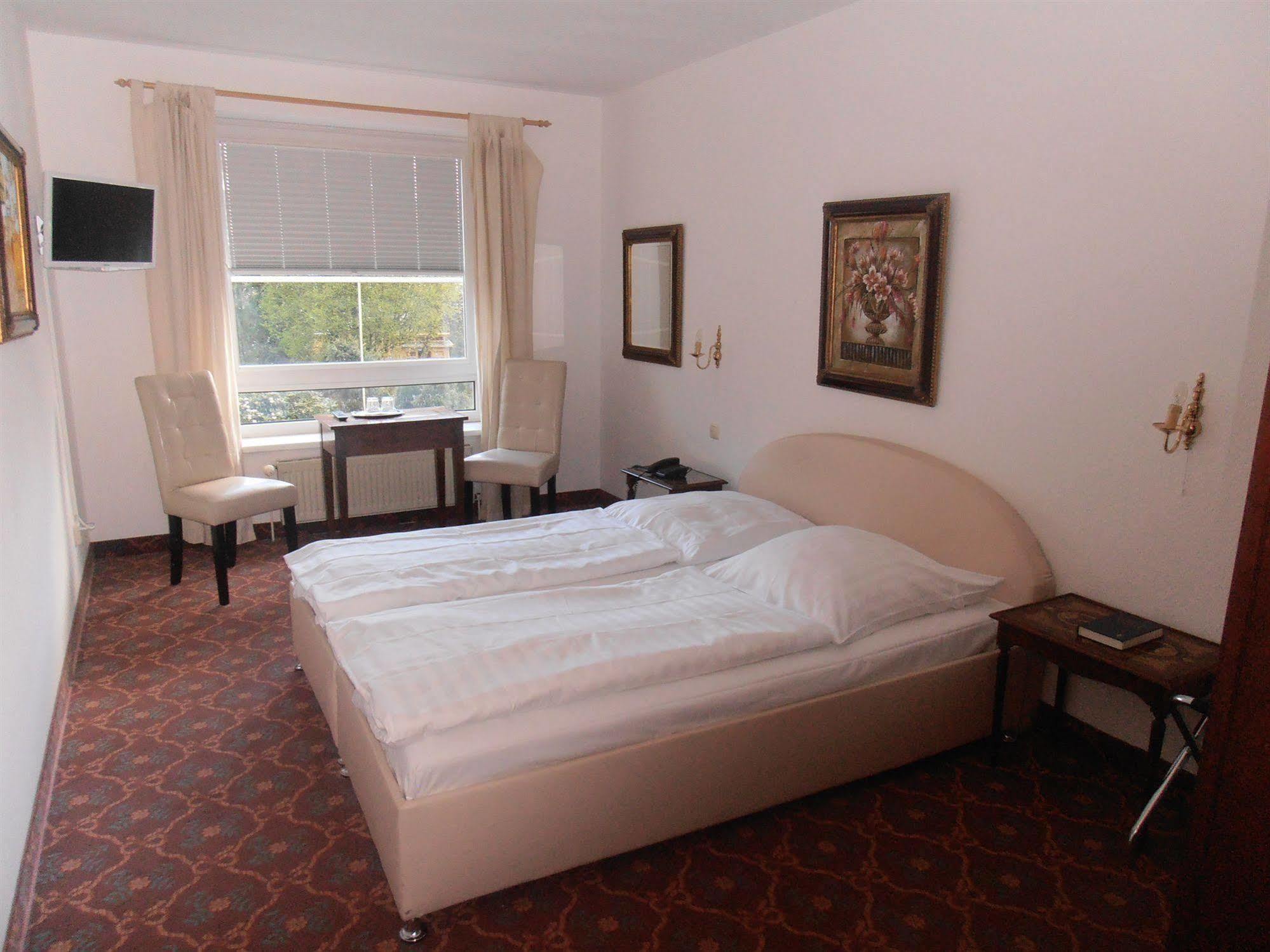 Hotel Hesse Schenefeld  Zewnętrze zdjęcie